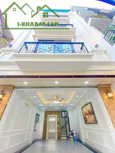 🔥 SIÊU HOT – BÁN NHÀ 5 TẦNG –  CHỈ 4.7 TỶ-TIỆN ÍCH XUNG QUANH 🔥