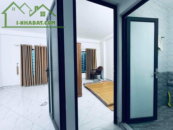 Bán nhà Đông Ngạc - 30m2 - 4 tầng 5 ngủ - ngõ nông siêu thoáng - giá 5,3 tỷ - 2