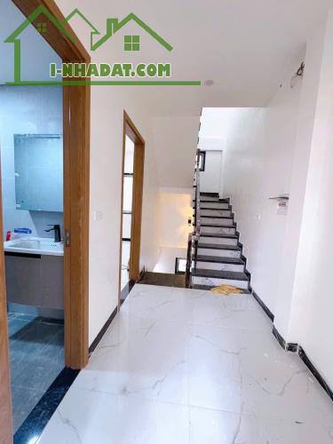 🏡 ĐỘC LẠ NHÀ 4T PHỤNG CHÂU - VỊ TRÍ ĐẮC ĐỊA, THIẾT KẾ HIỆN ĐẠI, ĐẦY ĐỦ CÔNG NĂNG! - 3