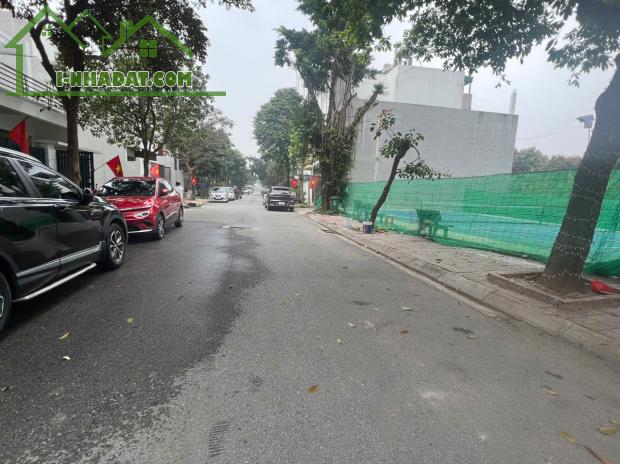 Bán đất khu A Nam Đầm Vạc, Khai Quang giá 4,25 tỷ. LH 0399.566.078 - 1