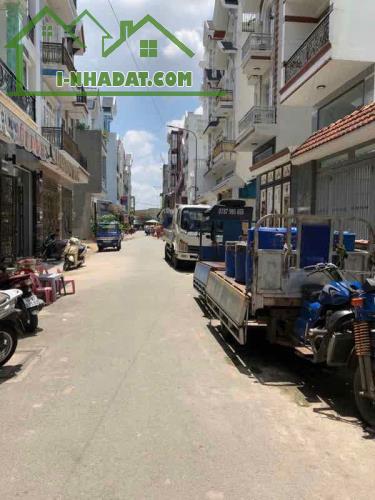 Nhà 4 tầng hẽm 8m oto thông thoáng 5,2 tỷ - 4