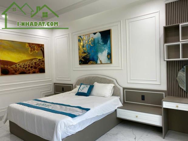 BÁN SHOPHOUSE 4.5 TẦNG FULL NỘI THẤT, NGAY CC ESTUARY- THU NHẬP 45 TR/ THÁNG- GIÁ HƠN 15TY - 3