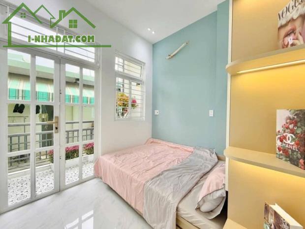 Bán Nhà khu Nguyễn Văn Nghi, Chợ Gò Vấp 30m2 Nhỉnh 3 Tỉ - 5