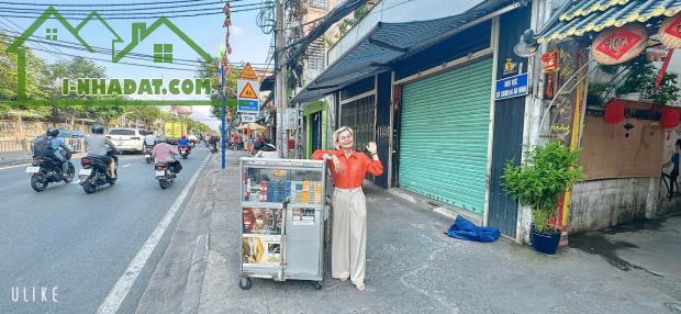 CHÍNH CHỦ MUỐN BÁN GẤP NHÀ MẶT TIỀN KINH DOANH ĐƯỜNG NGUYỄN TẤT THÀNH QUẬN 4-GIÁ TỐT NHẤT