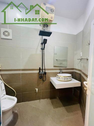 Cần bán nhà Định Công hạ, Định Công, Hoàng mai, 34m2, sổ đỏ, ô tô đỗ cửa. Giá 4,7tỷ - 2