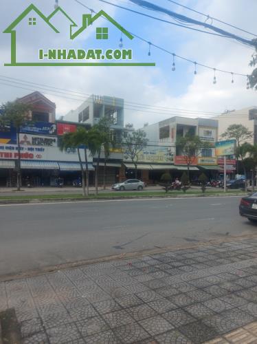 ♪ Mặt Tiền Nguyễn Hữu Thọ gần Bệnh Viện, 84m2, ngang 5.5m, Vị Trí ĐẸP, GIÁ TỐT NHất Khu - 2