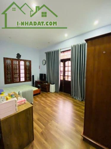 SIÊU HIẾM BÁN NHÀ HOÀNG NHƯ TIẾP LONG BIÊN .GARA ÔTÔ,,GẦN CÔNG VIÊN, TRƯỜNG QUỐC TẾ. TIỆN