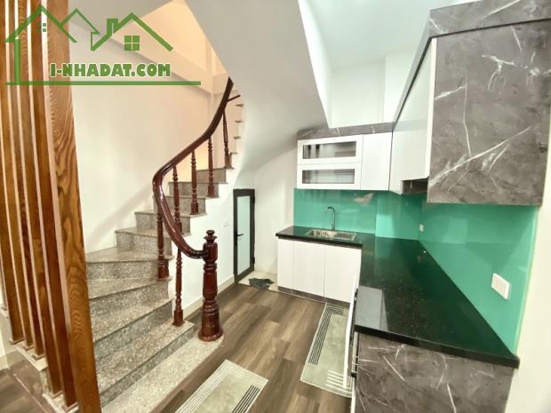 Bán nhà 624 Minh Khai, MT 3.5;5T, hàng hiếm, chỉ 5.xxx, vào ở ngay - 1