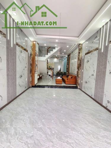 Nhà 2 tầng trong khu tái định cư Tân Hiệp - 4