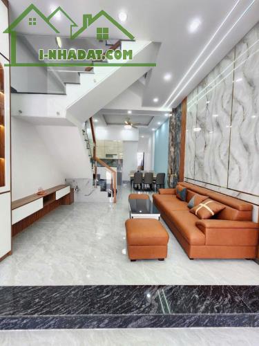 Nhà 2 tầng trong khu tái định cư Tân Hiệp - 3