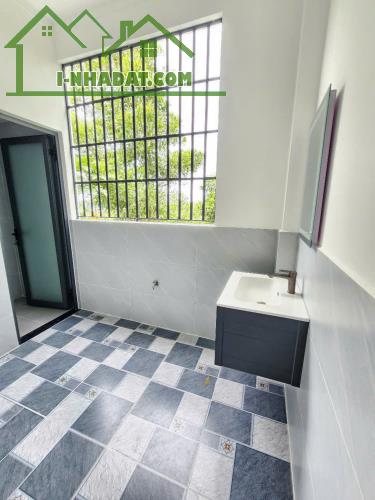 Nhà 2 tầng trong khu tái định cư Tân Hiệp - 1