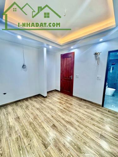 BÁN NHÀ 6.1 TỶ 6 TẦNG THANG MÁY 60M2 NGÕ Ô TÔ LÊ HỒNG PHONG - 4