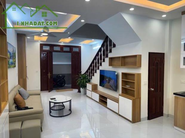 Bán nhà phố Mỹ Đình, quận Nam Từ Liêm. 4 tầng, mặt tiền 4m, diện tích 47m2