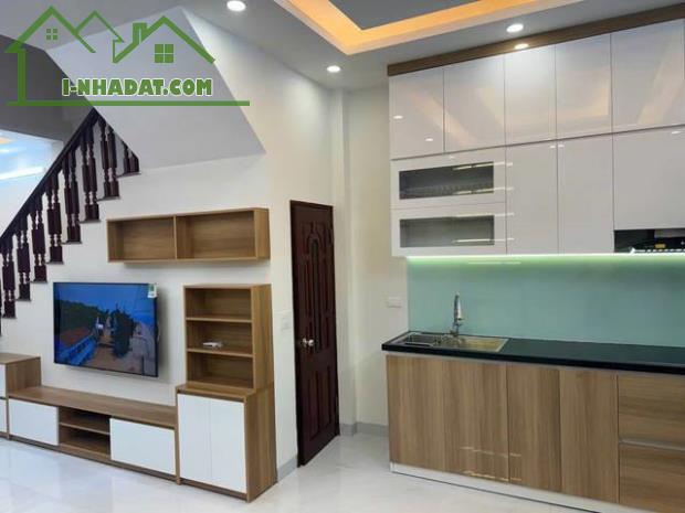 Bán nhà phố Mỹ Đình, quận Nam Từ Liêm. 4 tầng, mặt tiền 4m, diện tích 47m2 - 2