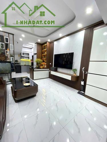 Bán Nhà Cực Hiếm Mỹ Đình, Vị Trí Tiện lợi, Dòng Tiền Tốt, Thang Máy, Mặt Tiền Đỉnh, 7.x tỷ