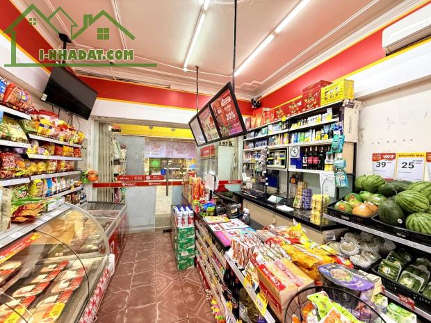 Bán nhà phố Nguyên Hồng, Đống Đa 51m, 4 tầng, mt 4.5m. Giá: 29.8 tỷ. LH: 0937158386 - 3