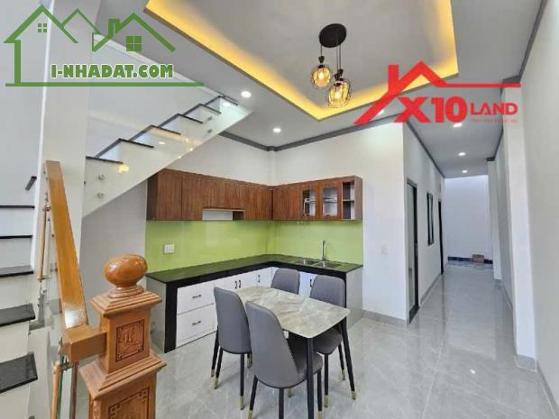 Bán nhà lầu thổ cư ngay giáo xứ Lộc Lâm đường Nguyễn Ái Quốc 3tỷ 250 - 2