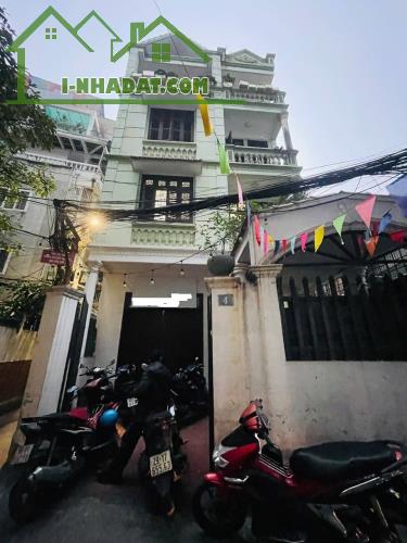 BÁN NHÀ ĐƯỜNG LÁNG - 90M2 - MT 6M - 24 TỶ - LÔ GÓC - KINH DOANH CAFE - Ô TÔ DỪNG ĐỖ NGÀY