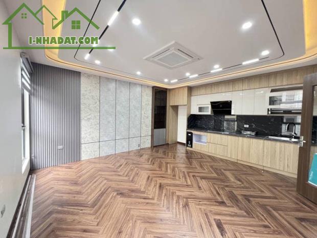 BÁN NHÀ NGUYỄN VĂN CỪ LONG BIÊN 42M2 6T NHỈNH 12 TỶ THANG MÁY GARA 2 Ô TÔ - 2