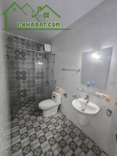 Bán NR tại Mỹ Đình, 6,75 tỷ, 32m2, 3PN, 4WC, 5 tầng, mặt tiền 9m - 2