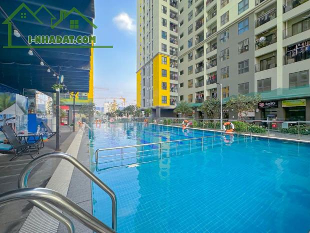 Giá tốt!!!! 2PN2WC Bcons Plaza, view hồ đá, tầng trung, tặng full nội thất, mà giá chỉ 1.8 - 2