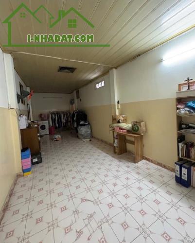 Cách Mạng Tháng 8, 10m ra mặt tiền, 40m2, 3 Tầng, Chỉ 3,7 Tỷ