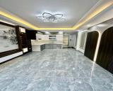 Tòa nhà dịch vụ tại Đông Ngạc, 8,5 tỷ, 43m2, 11PN, 7 tầng, thang máy, dòng tiền cực tốt.