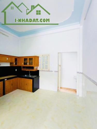 🏡 Nhà phố 54m², 2 tầng, ô tô đỗ cửa – Long Trường – Chỉ 3,8 tỷ! 🚗 - 2