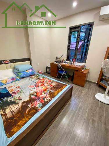 Phân lô Đường Láng,Ô tô đỗ cửa, ở sướng,48m 5 tầng 3.5m mặt, Giá 12.5 tỷ. Lh 0796193699 - 2