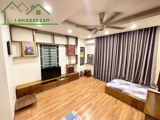 BÁN NHÀ 5 TẦNG  PHỐ NGỌC THỤY, LONG BIÊN  Ô TÔ ĐỖ CỔNG, MT 4,7M, 6.9 TỶ. - 1