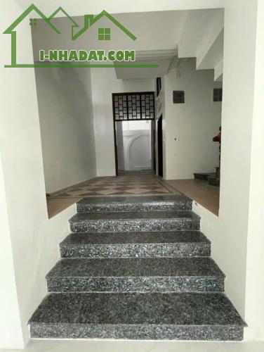 CHO THUÊ NHÀ MẶT TIỀN ĐƯỜNG CAO THẮNG GIÁ DƯỚI 30 TRIỆU THÁNG - 2