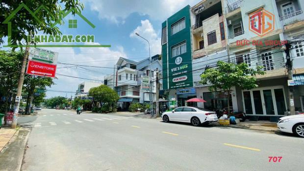 Bán cặp nhà thô mặt tiền đường D9 khu dân cư D2D-Võ Thị Sáu; 144m2 ngang 8m giá 20 tỷ - 2