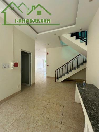 Bán nhà mt đường Trần Đại Nghĩa, P. Hòa Quý, Q. Ngũ Hành Sơn, DT 15x25m, giá 22 tỷ tl - 1