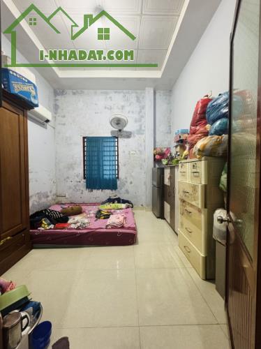 # 1 Nhà ra Kiệt Ô tô Trần Cao Vân, 142m2, ngang hơn 9m, 2 tầng cứng cáp, 4.x tỷ - 3