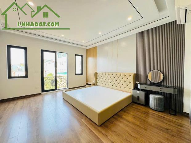 Bán nhà 640 Nguyễn Văn Cừ, Phường Gia Thụy, Long Biên. Thang Máy, 52m x 6T. Lh 0965858116 - 5