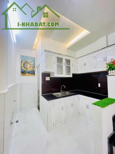 🏠Ngộp cần thanh lí gấp  ~90m² cứu chủ - giá chỉ 650tr Ngang đẹp 5m gần chợ Bình Chánh