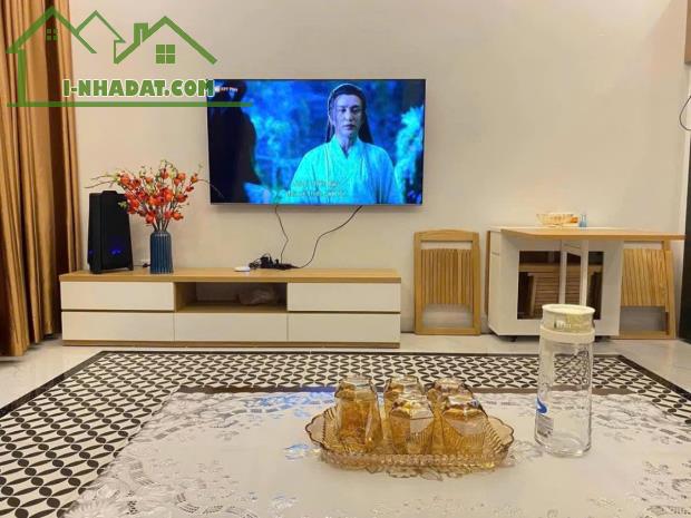 Bán nhà Hồ Tùng Mậu 40m2 - 5 Ôtô đỗ cửa-Ngõ thông,ôtô quay đầu  - Full Nội Thất