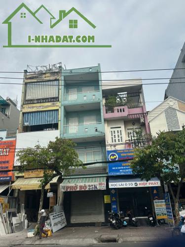 Bán nhà MT đường An Dương Vương, P.13, Q.6, DT 4.05 x 25.7m, giá 20 tỷ