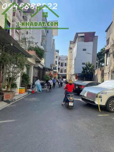 Khu Phân Lô - Trần Nguyên Hãn 👉 ô tô đỗ 🚗24/24