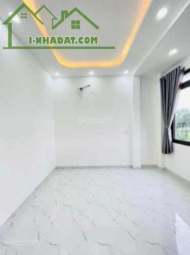 HƠN 3 TỶ CÓ NHÀ MỚI ĐẸP 2 TẦNG GẦN CC GIA PHÚ HẺM XE HƠI GIÁP TÂN PHÚ - 40M2 (5*8) -SỔ ĐẸP - 2