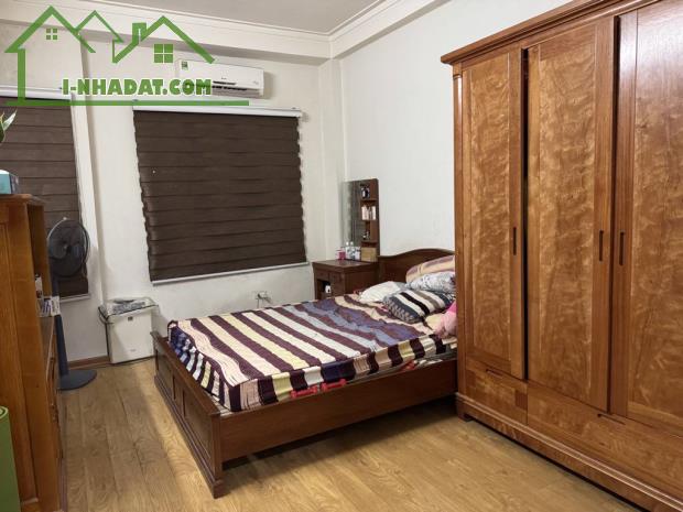 🏡 Bồ Đề - Long Biên - 50m2 - 9,9 tỷ - Dân xây - Ô tô - 3 thoáng - 4