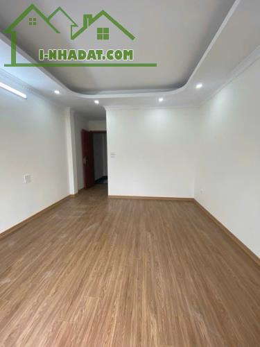 Oto Đỗ  Cửa Nhà - Nhà Mới Tinh - 35m x 5 Tầng - P. Đàm Quang Trung - Giá 6,39 Tỷ - 2