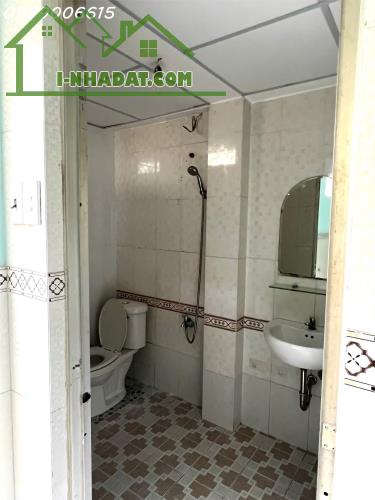 Cho thuê nhà nguyên căn đường Phạm Hùng, Bình Hưng, TP. HCM, DT 80m2, giá 12tr/tháng - 4