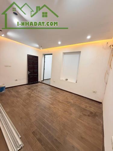 Nhỉnh 1.9 tỷ, 80m2, 02 ngủ, FULL nội thất, mới sửa, TT Đông Ngạc, Thụy Phương, Bắc Từ Liêm - 2