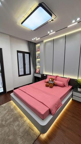 Nhà cực hiếm khu Nguyễn Khang - full nội thất - 4 tầng - 3