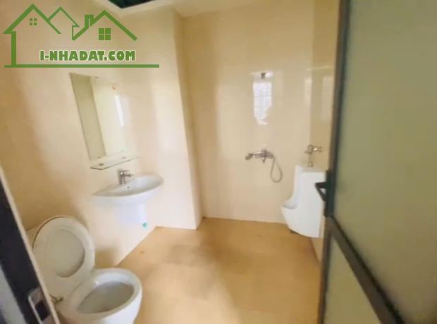 Cho thuê nhà mặt phố Mạc Thái Tông 4 tầng 1 hầm 100m2 thang máy thông sàn ô tô vào, KD tốt - 5