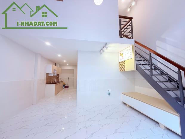 NHÀ BÁN Đ :TRẦN XUÂN SOẠN. P. TÂN HƯNG. KẾ HIM LAM. QUẬN 7. DT: 27 M2. 2 TẦNG.CHỈ 2.05 TỶ. - 2