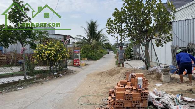 CHÍNH CHỦ CẦN BÁN LÔ GÓC 2 MẶT TIỀN TẶNG NHÀ CẤP 4 TẠI XÃ THẠNH LỘC - CHÂU THÀNH - KIÊN - 4