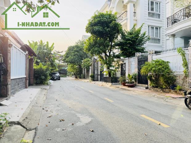 Bán Khuôn Đất Biệt Thự Đẹp 256m2(16mx16m) KĐT An Phú-An Khánh-Quận 2-Giá 45 Tỷ TL