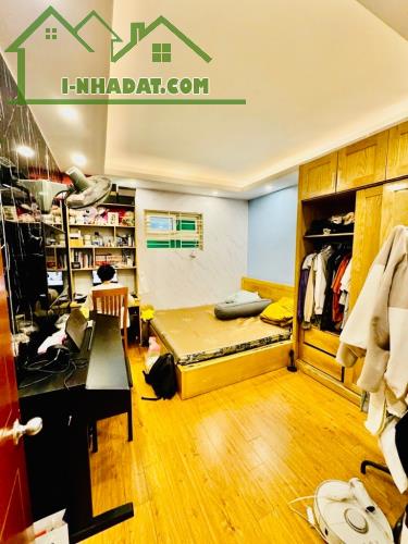 CẦN BÁN GẤP CĂN HỘ 2PN, THANG MÁY, NỘI THẤT - RUBY CT3, PHÚC LỢI, LONG BIÊN -CHỈ HƠN 2 TỶ - 1
